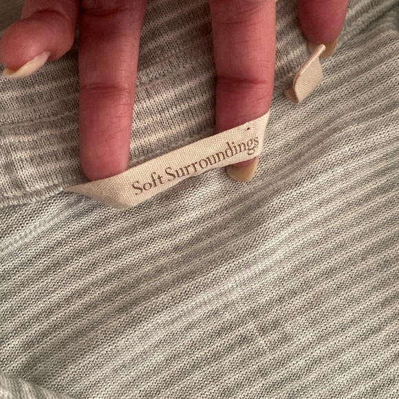 Soft Surroundings Long Sleeve Tunic Size Large - Picture 6 of 9